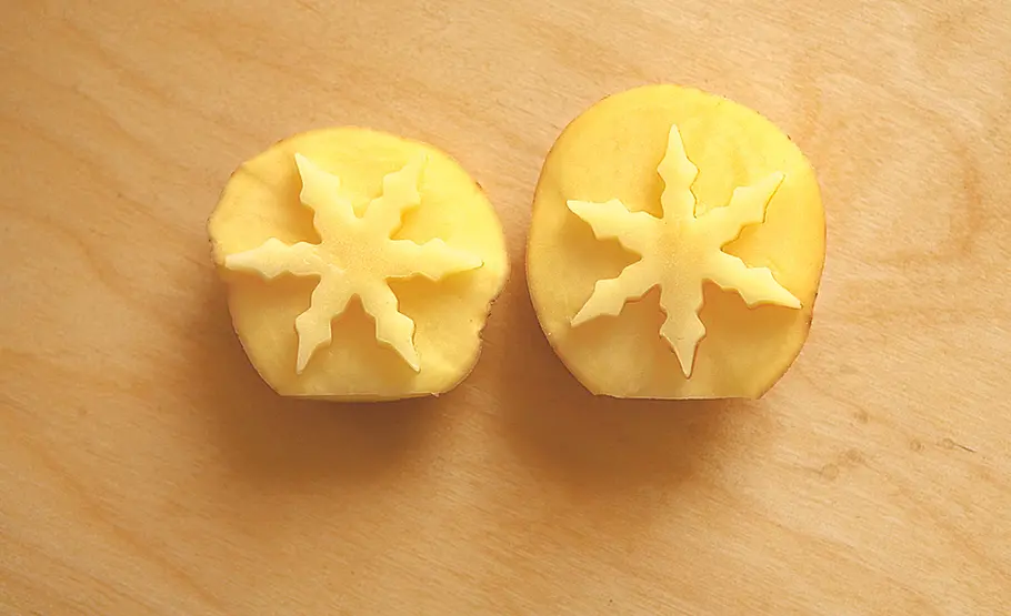 Kartoffeldruck-Stempel: Schritt 4 von 8 Stempel aus Kartoffeln