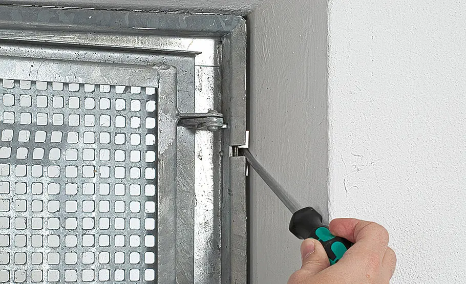 Kellerfenster tauschen: Schritt 2 von 14 Kellerfenster austauschen
