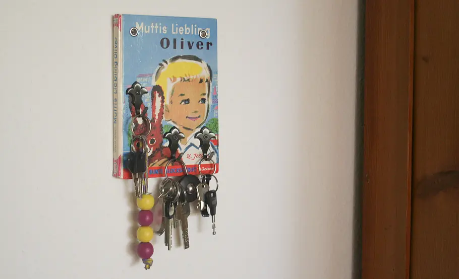 Kinderbuch-Schlüsselbrett