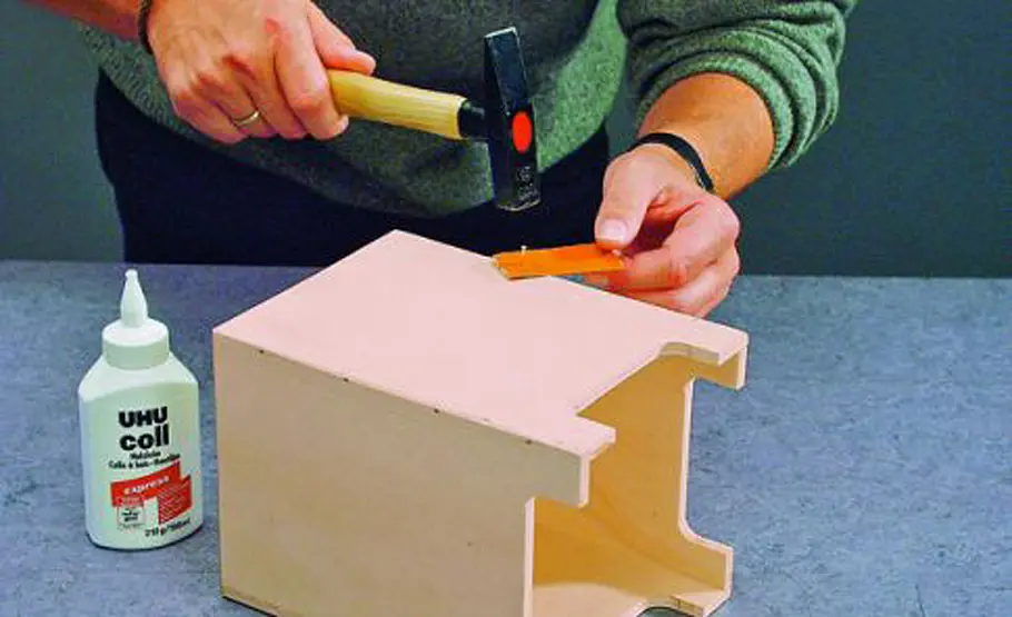 Klanginstrumente selber bauen Klanginstrumente: Seiten verbinden