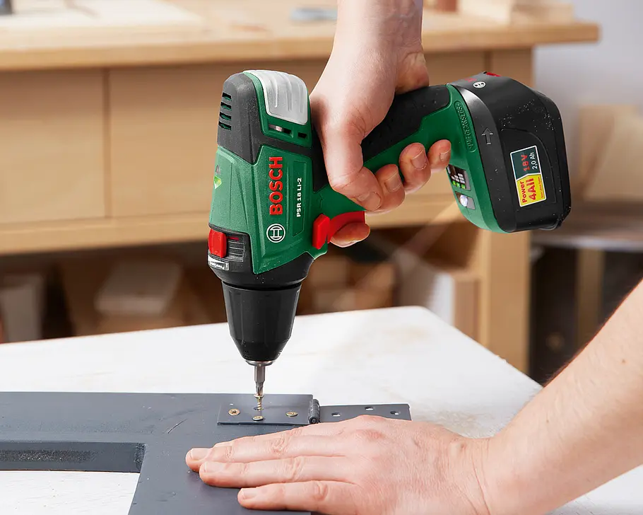 Klapptisch bauen: Schritt 7 von 12 Klapptisch und Wandspiegel