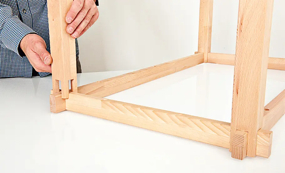 Campingtisch aus Holz bauen Klappmöbel