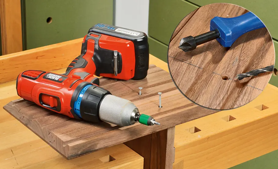 Klorollenhalter selber bauen Klorollenhalter: Fuß und Platte verschrauben