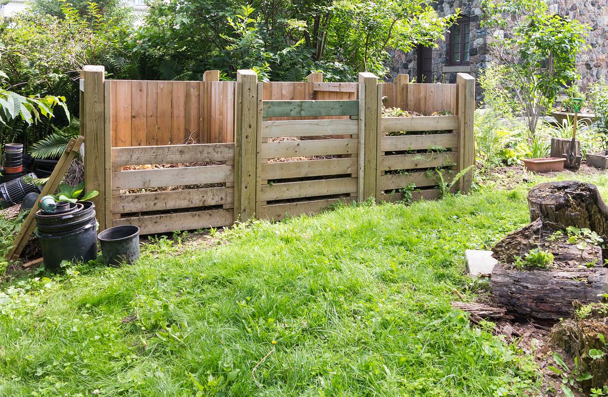 Kompostmiete im Garten anlegen