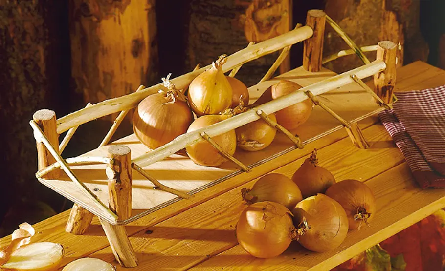 Korb aus Ästen Möbel aus Ästen selber bauen