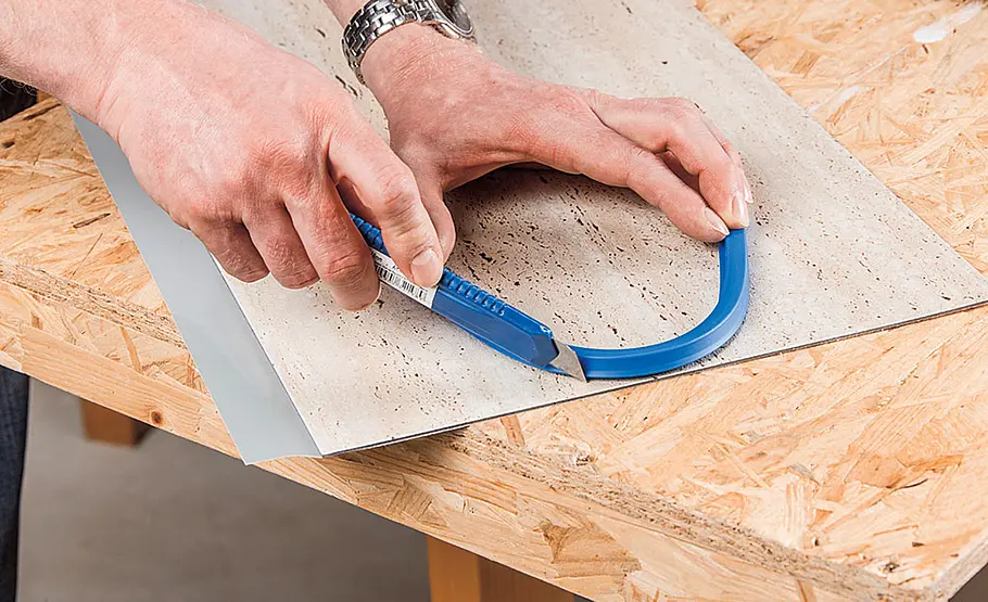 Küchenspiegel mit Vinylfliesen Küchenspiegel mit Vinylfliesen