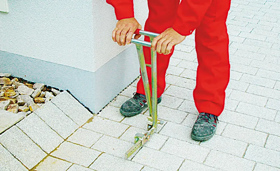 LED-Bodenleuchten: Schritt 2 von 23 Pflastersteine Beleuchtung Verlegung