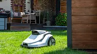 Mähroboter Terramow V600 selbst ausprobiert im Garten - Foto: sidm / Michael Müller-Münker Mähroboter Terramow V600 selbst ausprobiert im Garten - Foto: sidm / Michael Müller-Münker