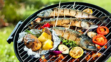 Makrelen auf Grill - Foto: AlexRaths / iStock Makrelen auf Grill - Foto: AlexRaths / iStock