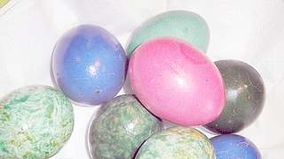 Eier färben mit Naturfarben