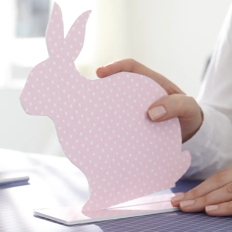 Deko-Hase basteln: Schritt 5 von 6 Osterhasen basteln