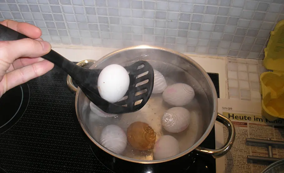 Eier färben: Schritt 4 von 13 Eier kochen