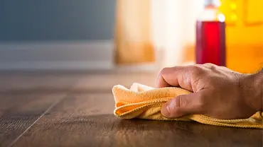 Parkettreiniger - Foto: iStock/cyano66 Parkettreiniger - Foto: iStock/cyano66