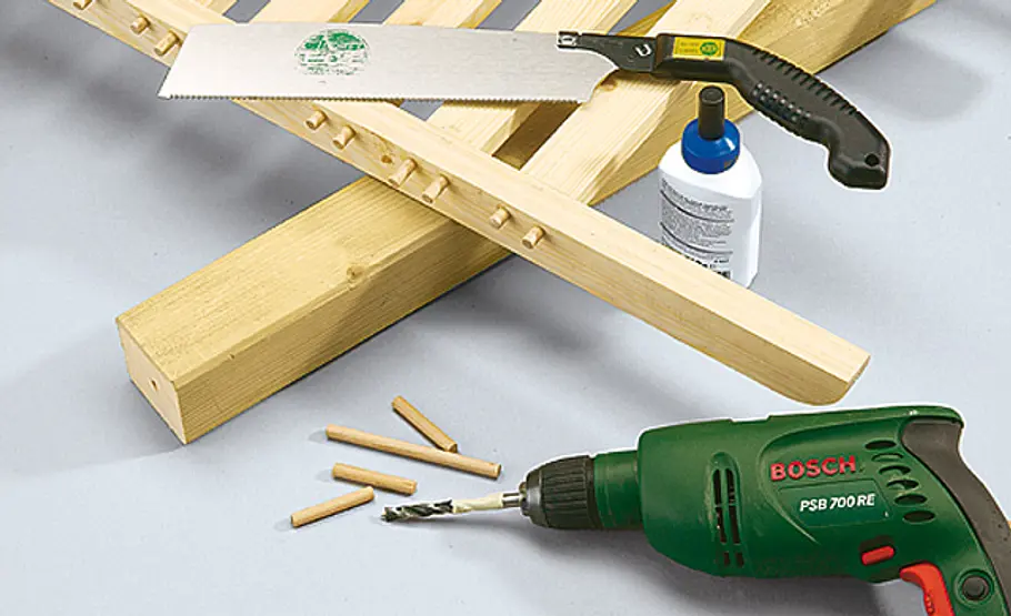 Schubkarre: Untergestell bauen Dübel beischleifen