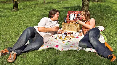 Picknickdecke bauen