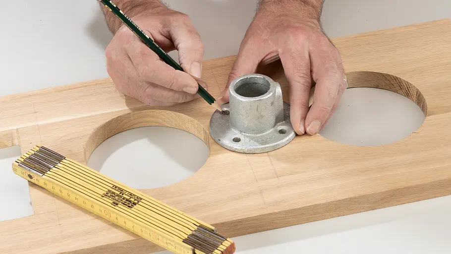 Platz für Flanschplatte lassen Platz für Flanschplatte lassen
