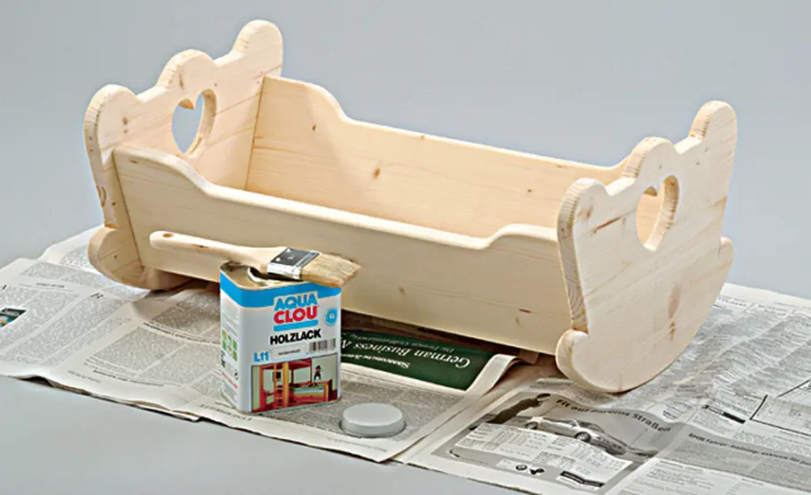 Anleitung: Puppenbett bauen Puppenwiege lackieren