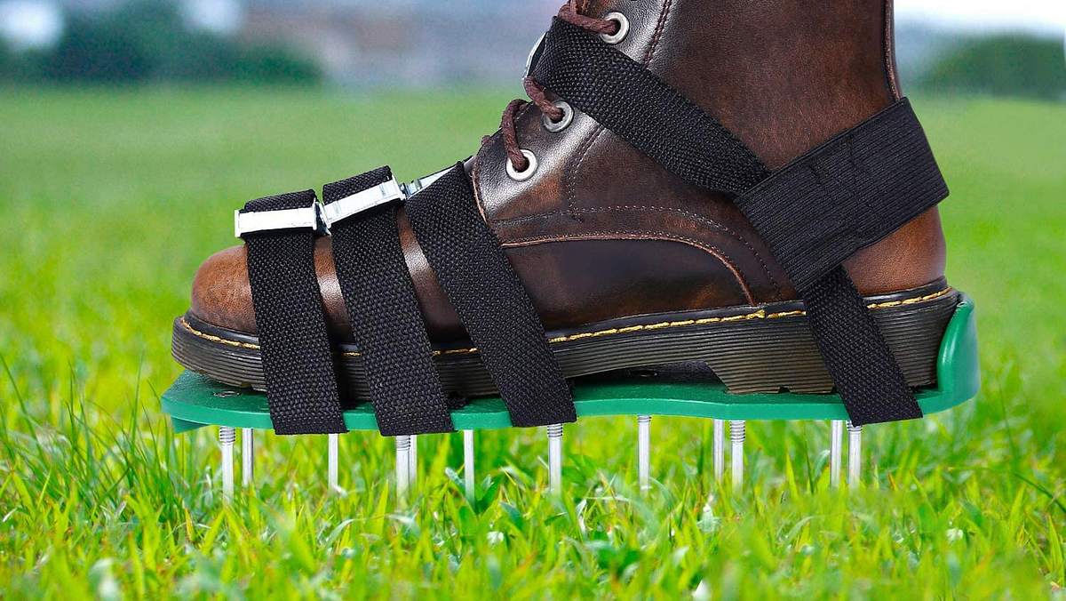 Rasenlüfter Schuhe