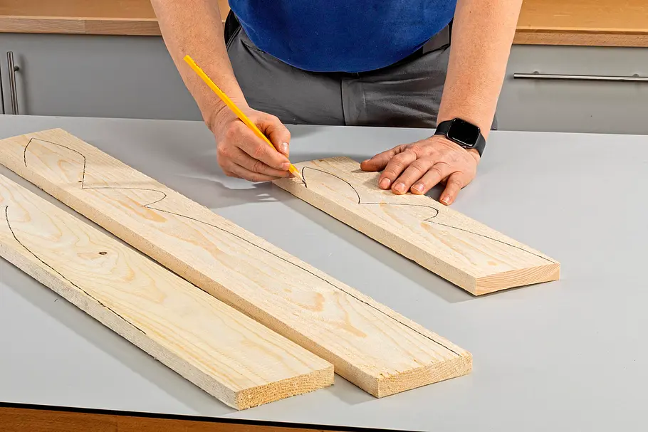 Rasterzeichnung auf das Holz übertragen Rasterzeichnung auf das Holz übertragen