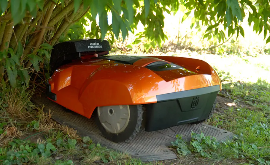 Rasenroboter: Husqvarna Automover 220 AC Mähroboter: robomow, automower & iMow