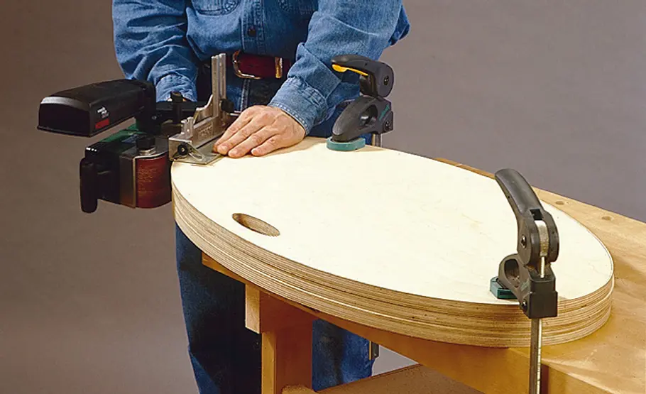 Schaukelstuhl bauen: Schritt 1 von 13 Kanten schleifen