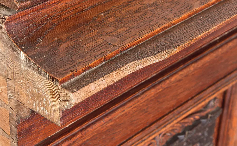Schrank restaurieren