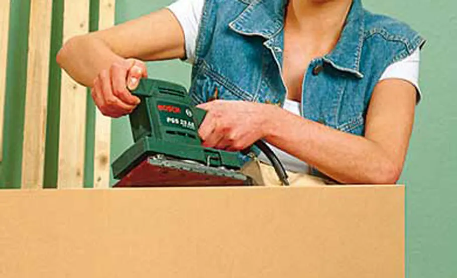 Schubladen-Kommode selber bauen Schubladen-Kommode: Kanten brechen