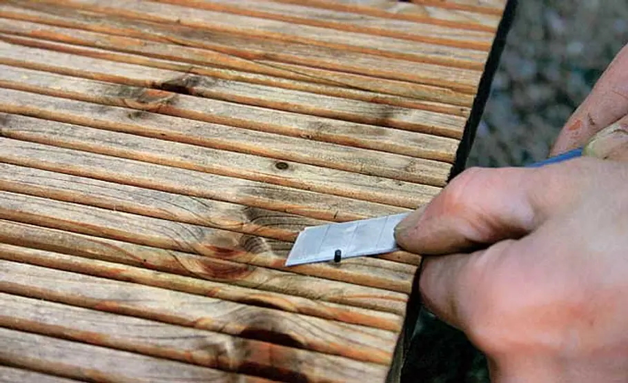 Steg anbauen: Schritt 9 von 13 Holzsteg bauen