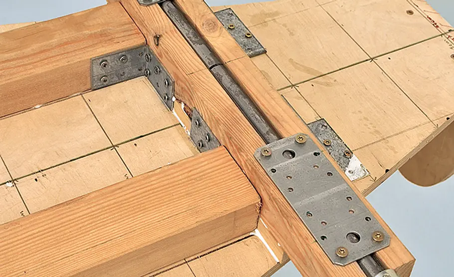 Seifenkiste bauen Seifenkiste: Hinterachslagerung befestigen
