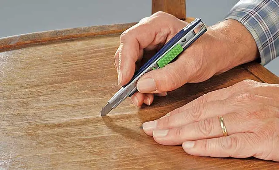 Sitzfläche reparieren: Schritt 1 von 7 Sitzfläche Stuhl reparieren