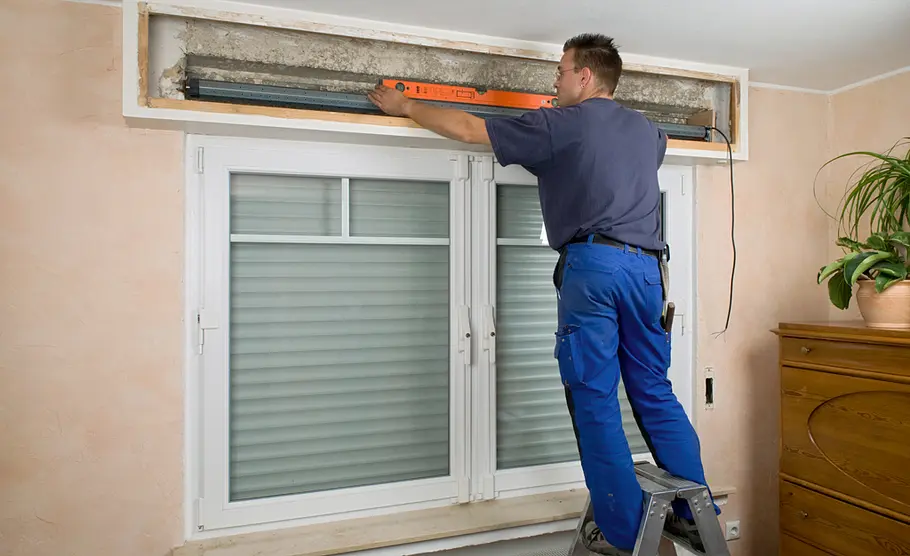 Einbau eines Rolladenantriebs mit Hochschiebeschutz