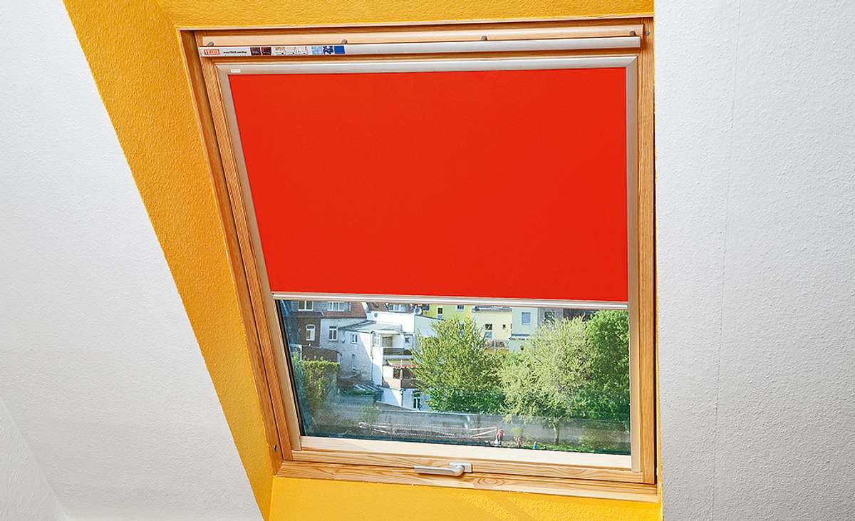 Verdunkelungsrollo fürs Dachfenster
