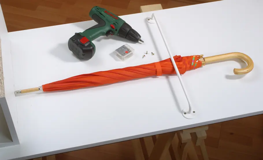 Wandgarderobe mit Spiegel Schirmständer bauen