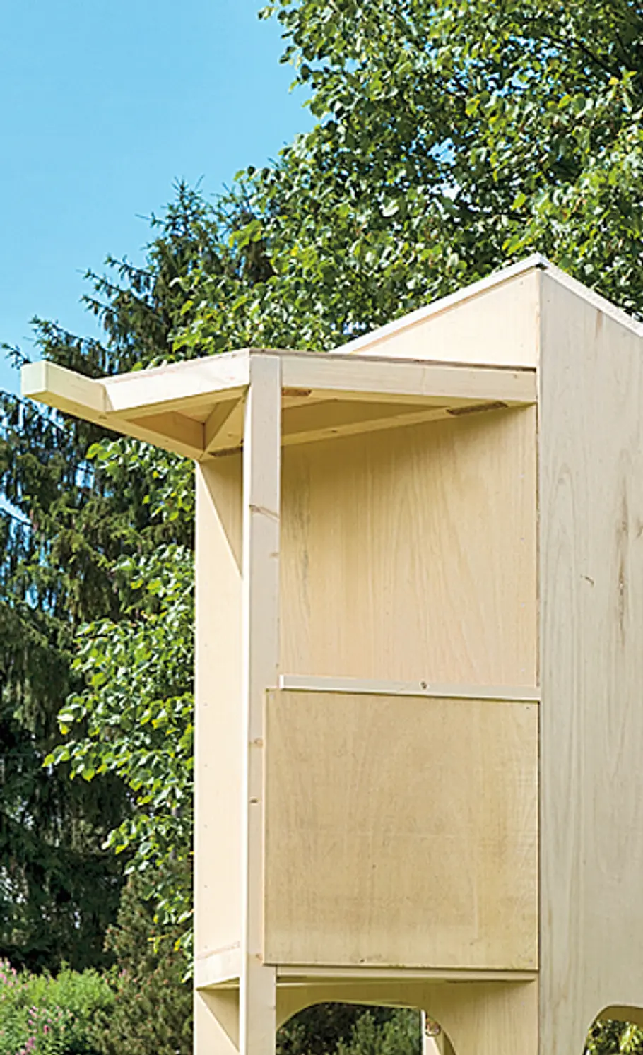 Kinderspielhaus aufbauen: Schritt 23 von 29 Handlauf montieren