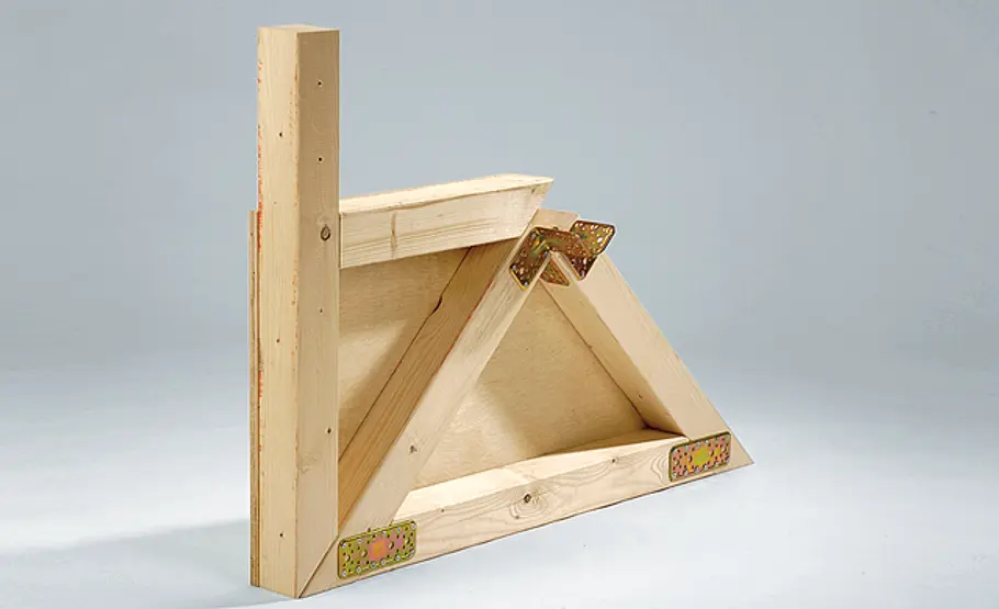 Spielhaus bauen: Schritt 11 von 11 Kletterstange bauen