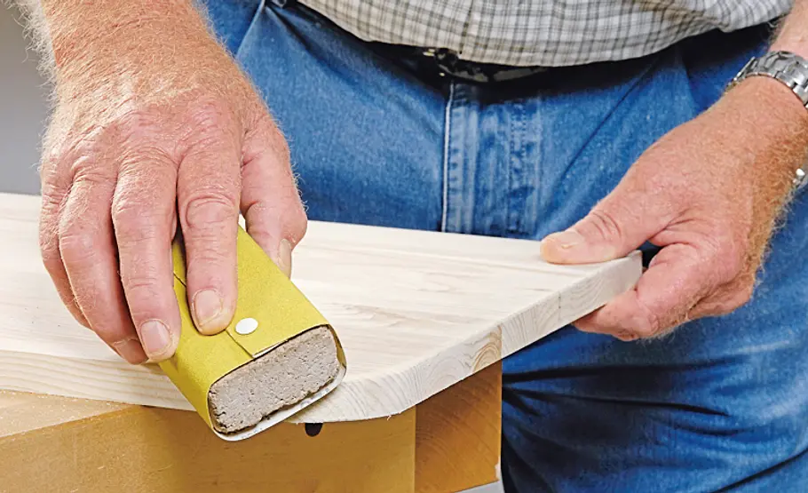 Stallkrippe bauen: Schritt 3 von 53 Kanten brechen