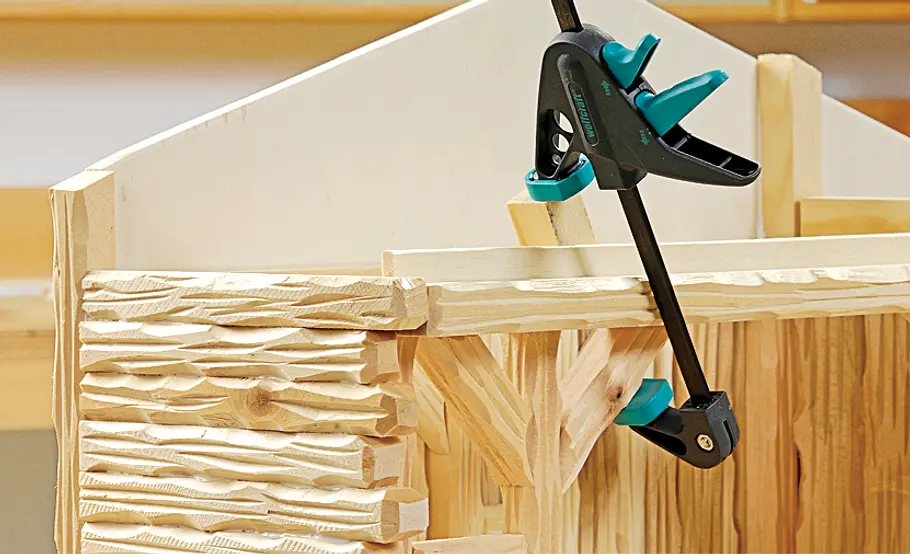 Stallkrippe bauen: Schritt 29 von 53 Diagonalstreben & Kopfbänder