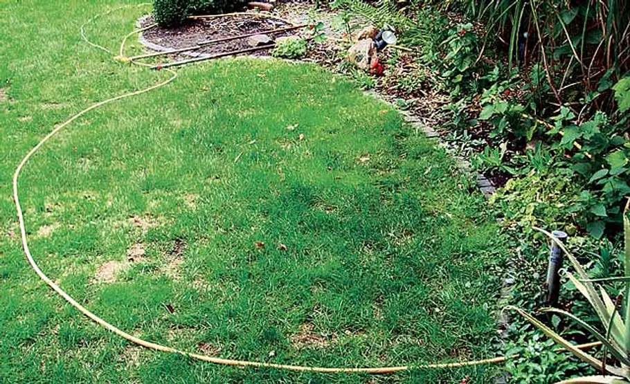 Folienteich anlegen: Schritt 1 von 16 Kleinen Teich anlegen