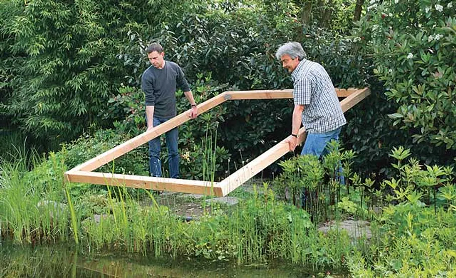 Steg bauen: Schritt 4 von 40 Terrassen-Rahmen platzieren