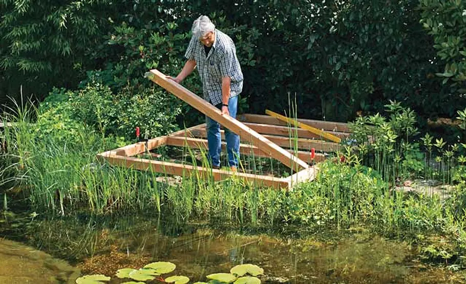 Steg bauen: Schritt 10 von 40 Abstand Tragbalken