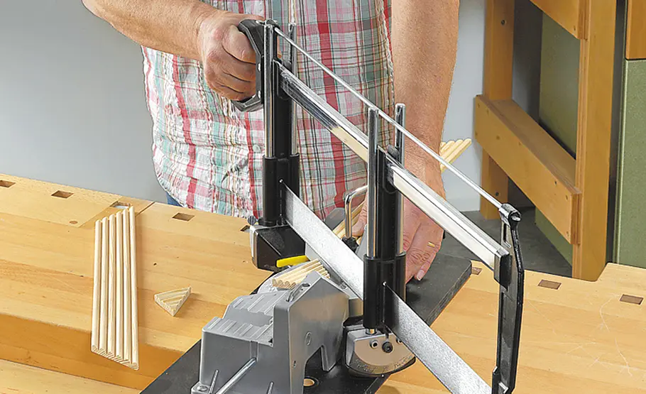 Küchen-Tafel basteln Küchen-Tafel: Leisten ablängen