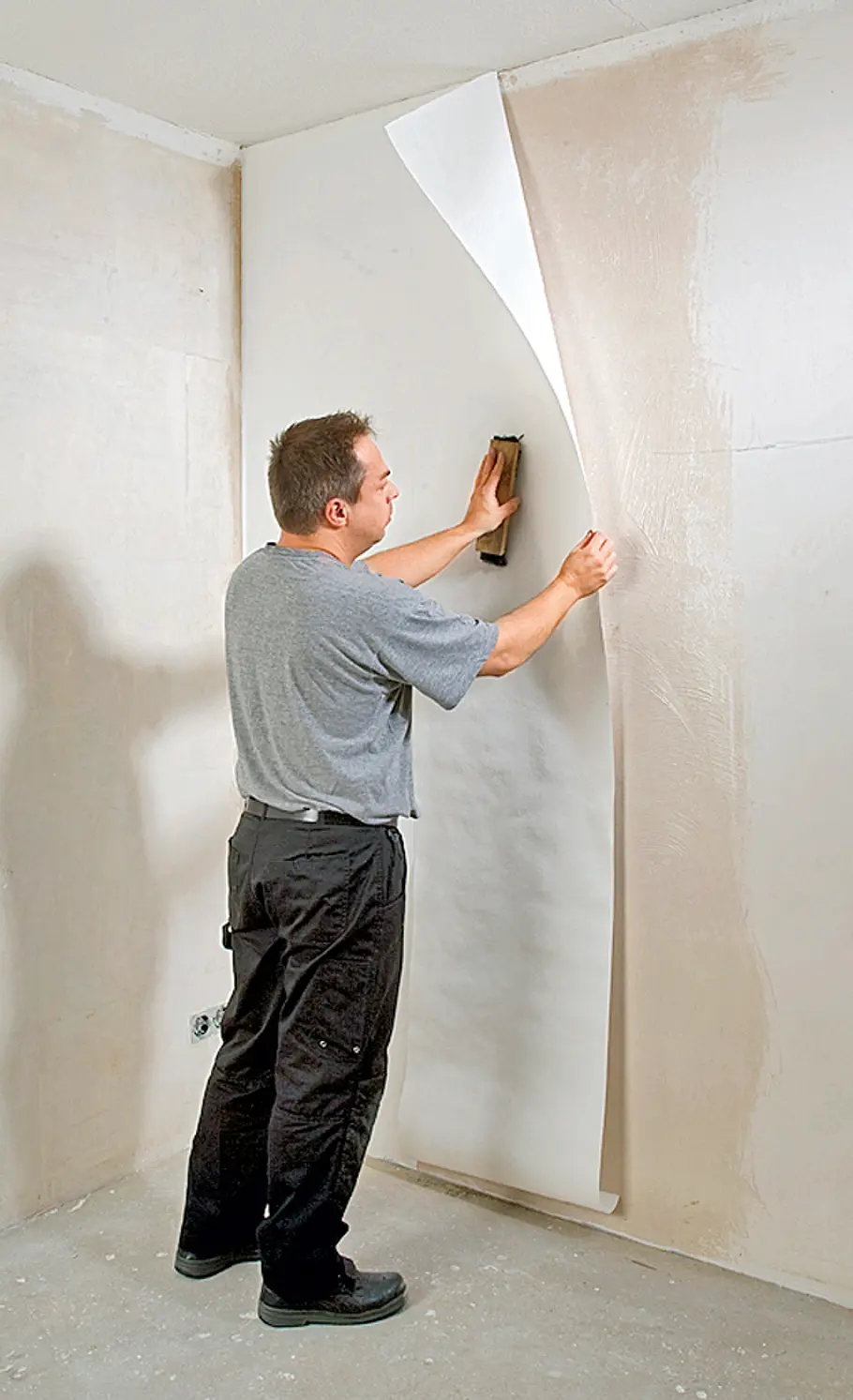 Wand tapezieren Wand tapezieren, Wand streichen