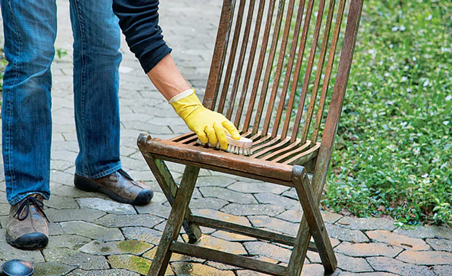Gartenstuhl imprägnieren