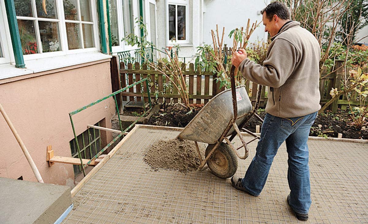 Betonfundament für Terrasse