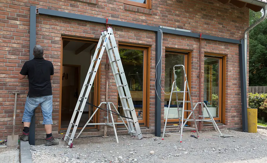 Terrassenüberdachung aus Alu und Glas bauen