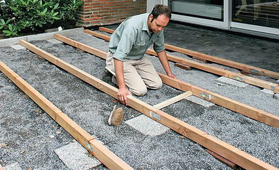 Terrassendielen verlegen Terrassendielen verlegen