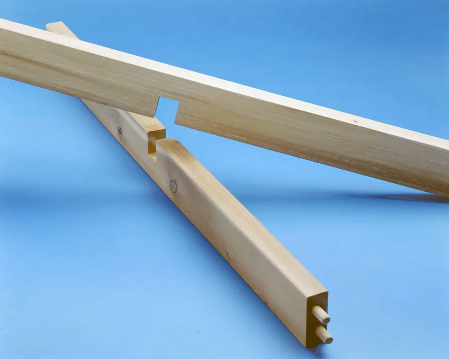 Gartentisch aus Holz bauen Holz-Gartentisch