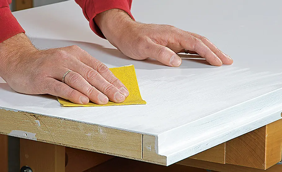 Türblatt reparieren: Schritt 11 von 13 Zwischenschliff