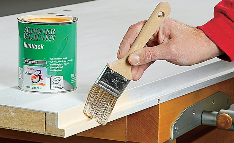 Türblatt reparieren: Schritt 12 von 13 Tür lackieren
