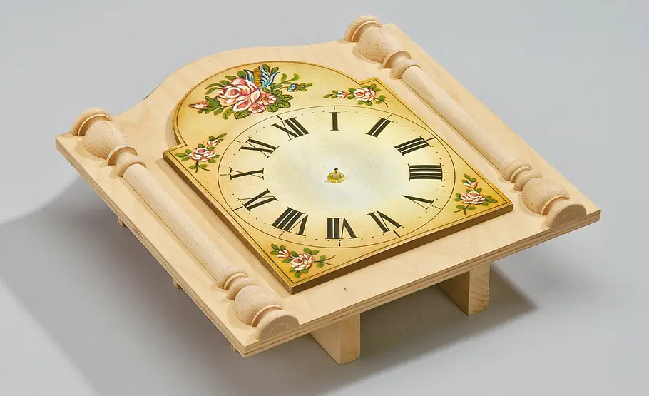 Uhr basteln: Schritt 25 von 34 Ziffernblatt einbauen